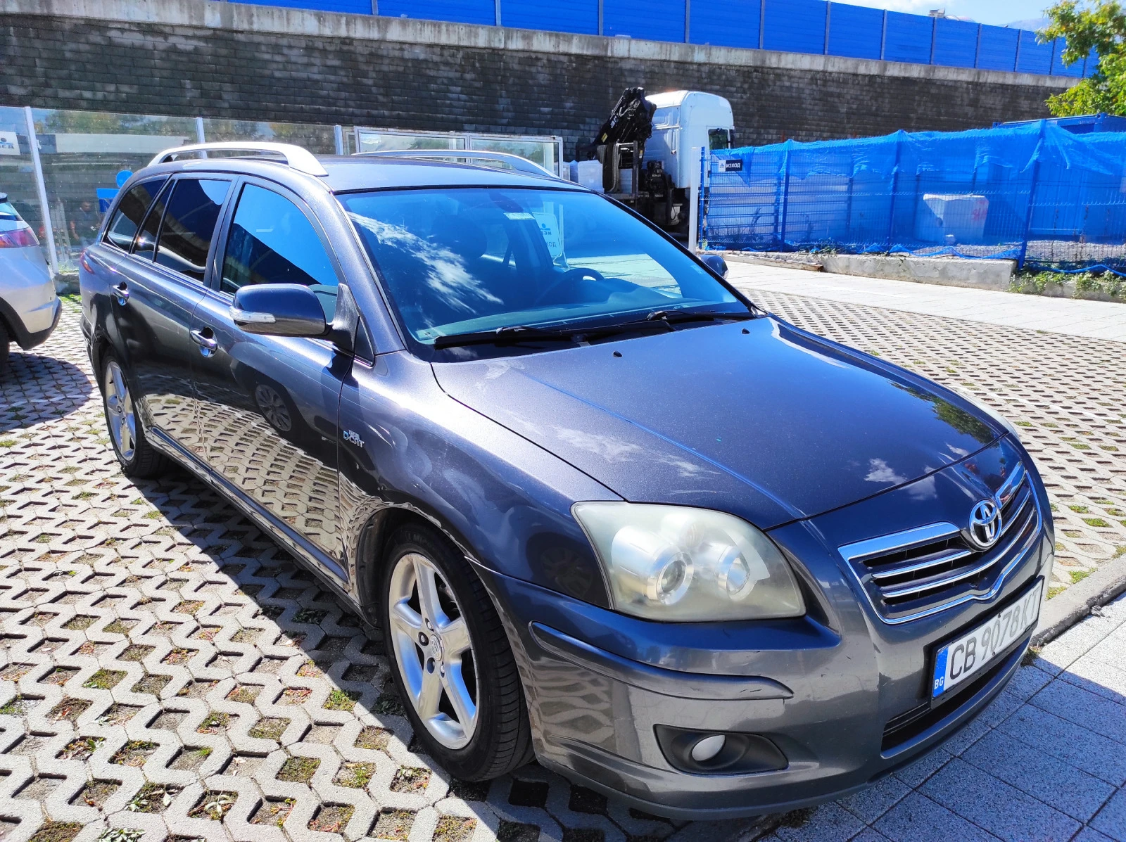 Toyota Avensis 2.2 D-CAT - изображение 2