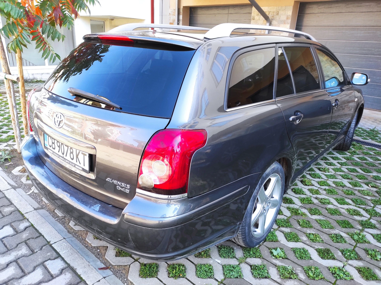 Toyota Avensis 2.2 D-CAT - изображение 4