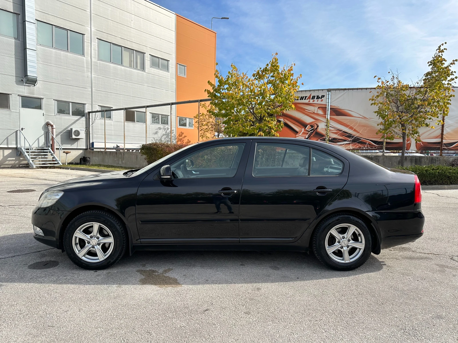 Skoda Octavia 1.4i 122к.с. Facelift - изображение 2