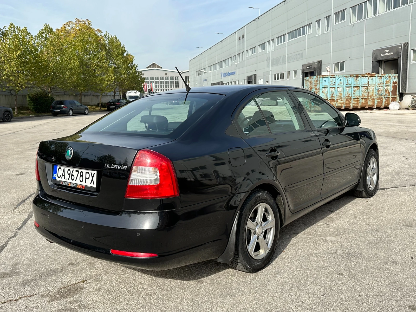 Skoda Octavia 1.4i 122к.с. Facelift - изображение 4