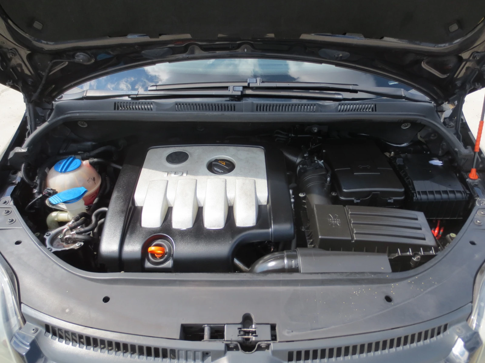 VW Golf Plus 2.0 TDI  | Mobile.bg — изображение 17