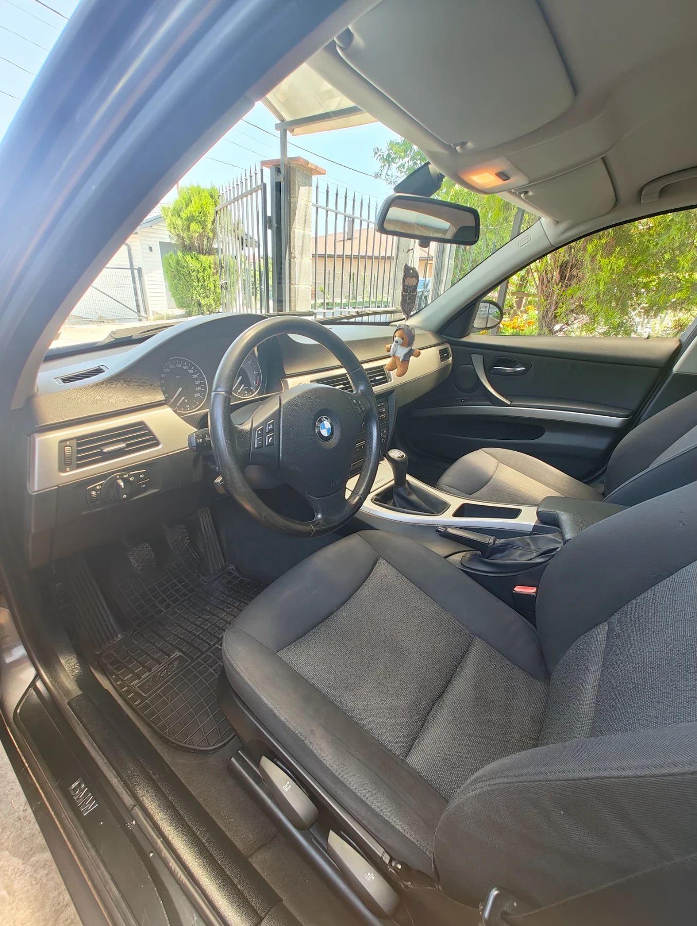 BMW 320  - изображение 6