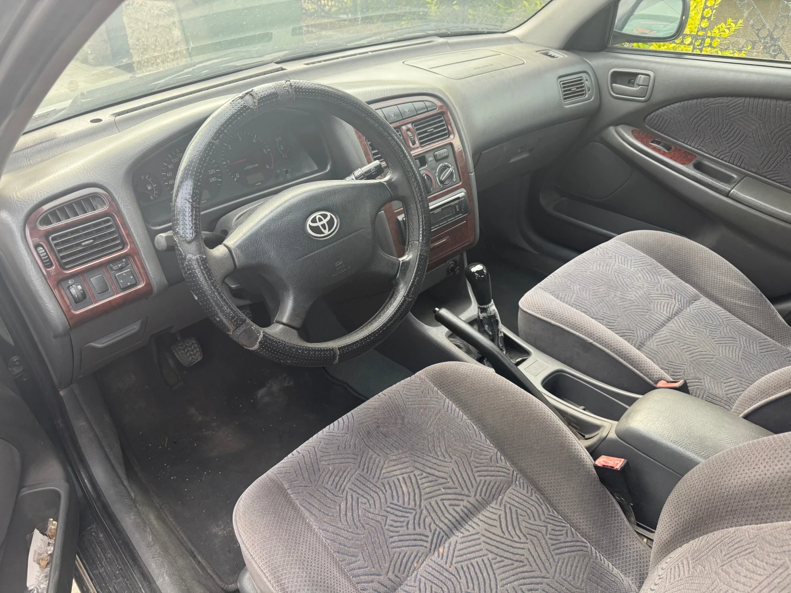 Toyota Avensis  - изображение 2