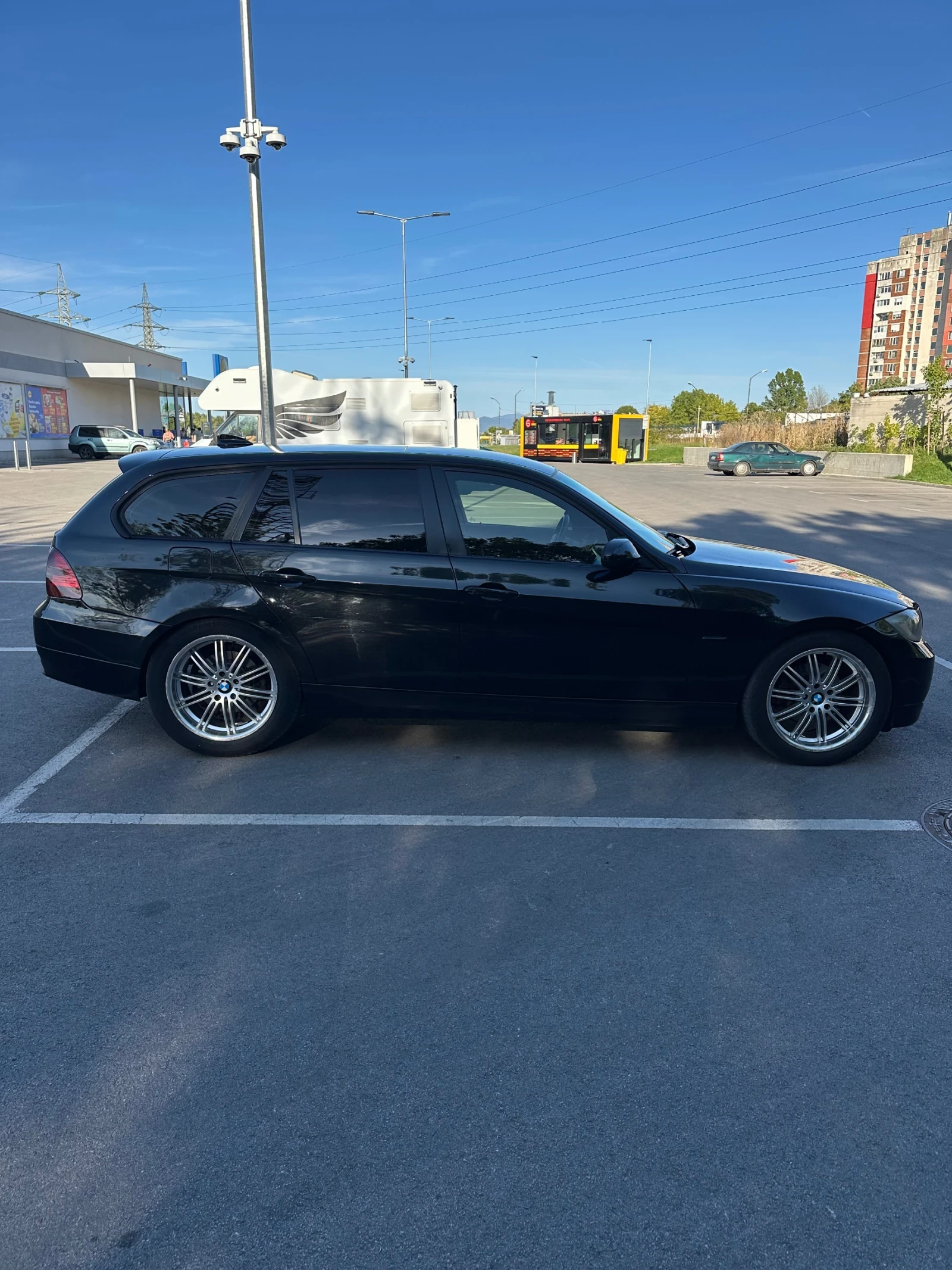 BMW 320  - изображение 6