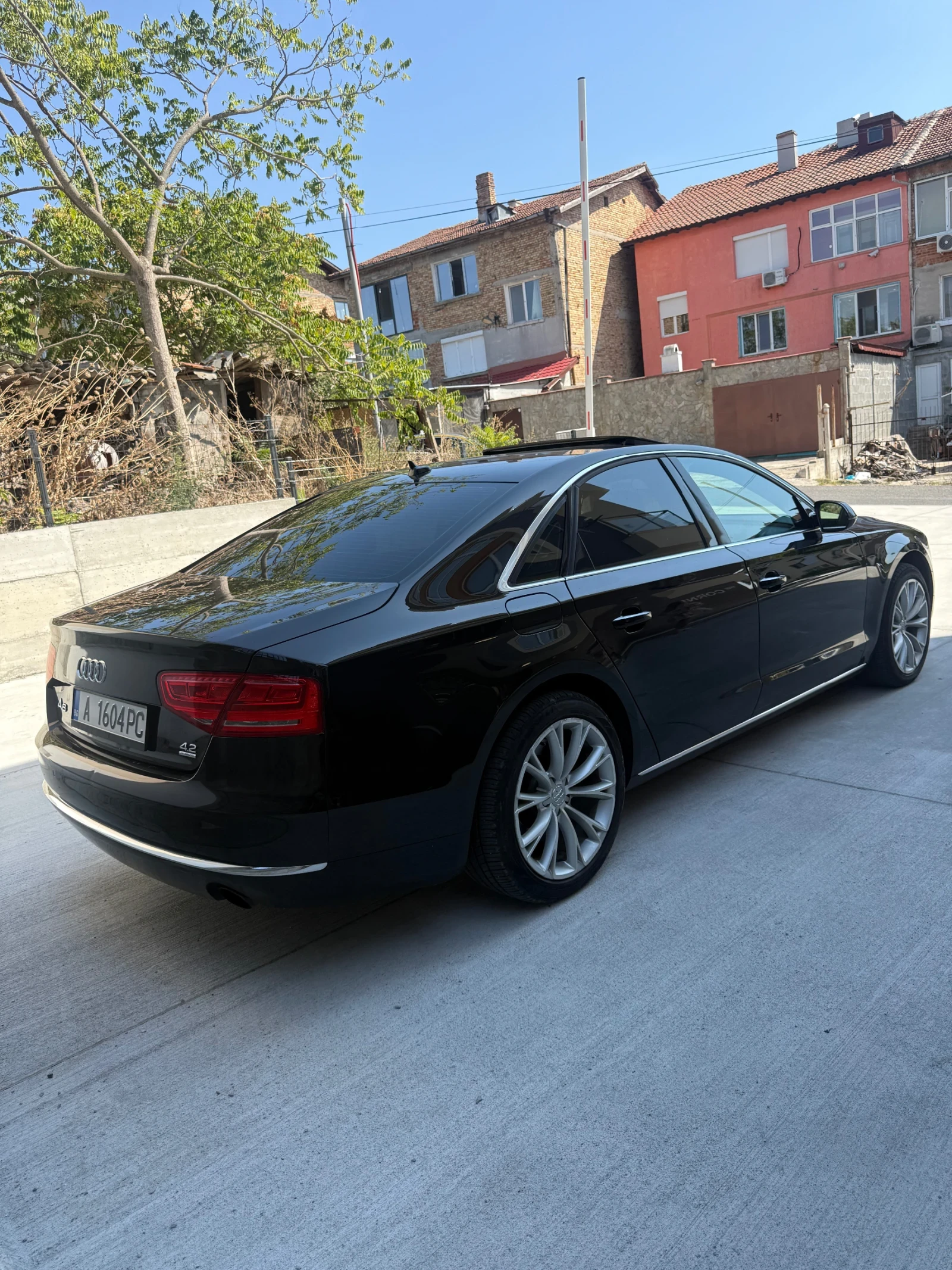 Audi A8 4.2i - изображение 4