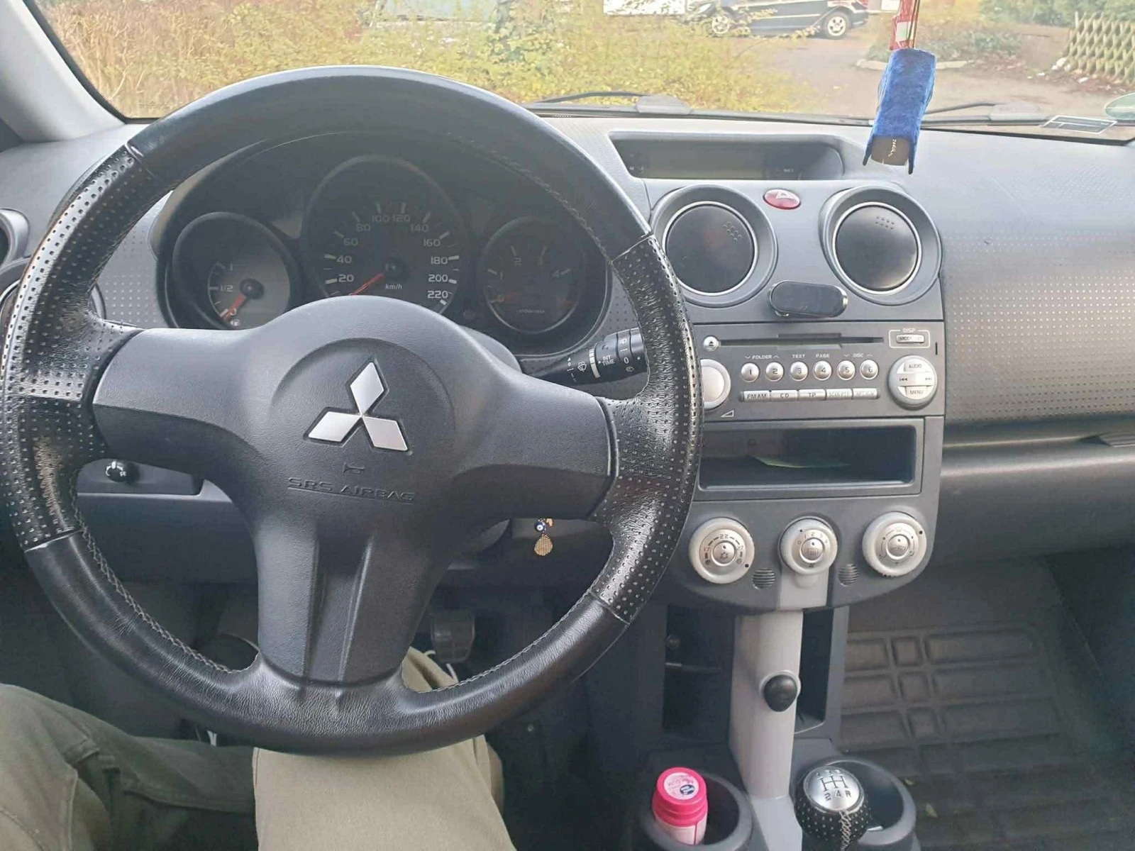 Mitsubishi Colt 1, 5 TDI 2009 - изображение 2