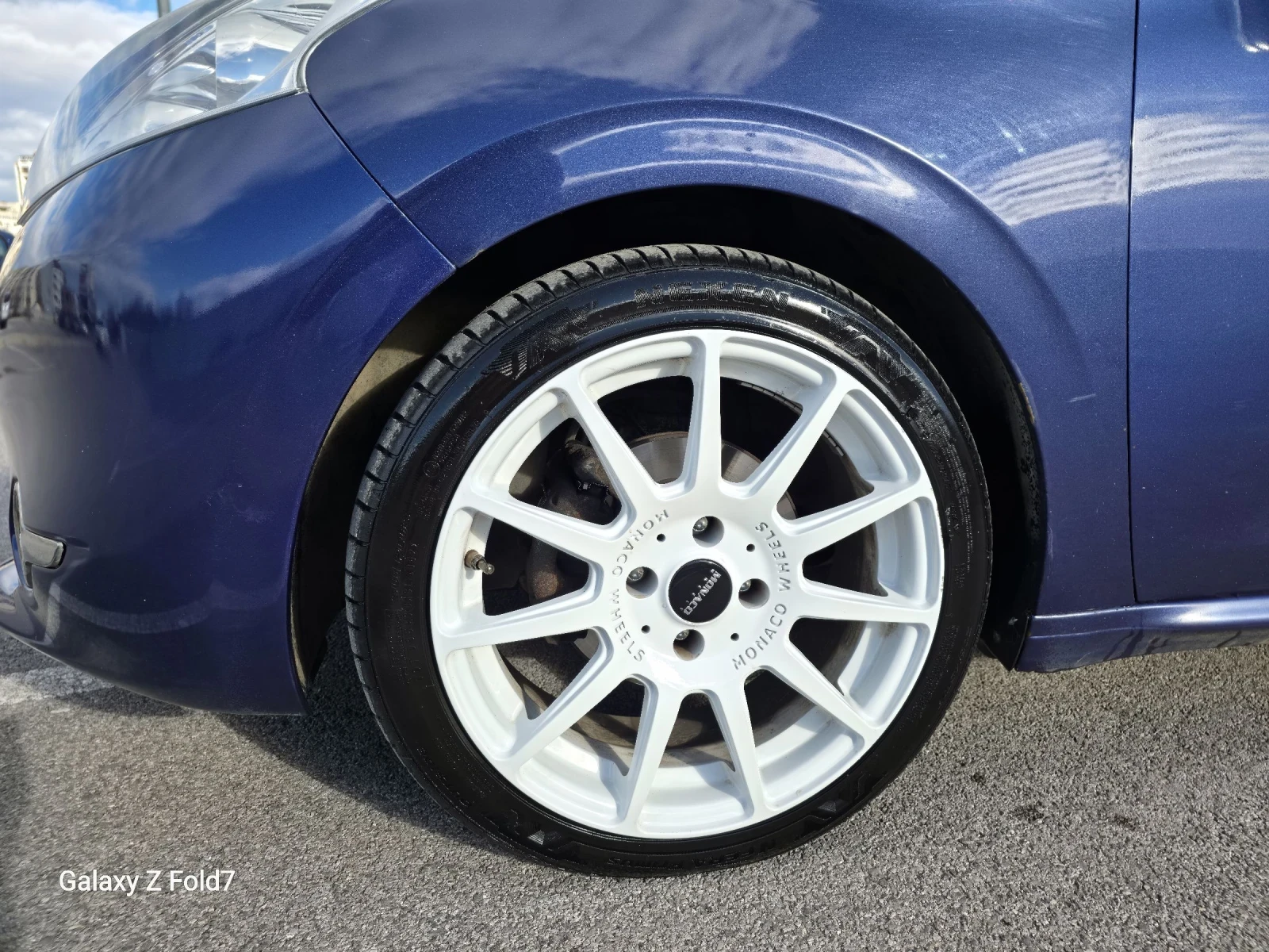 Peugeot 208 E-HDi - изображение 2