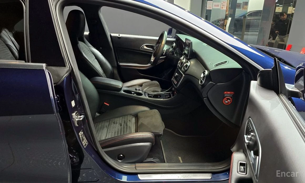 Mercedes-Benz CLS 220  - изображение 10