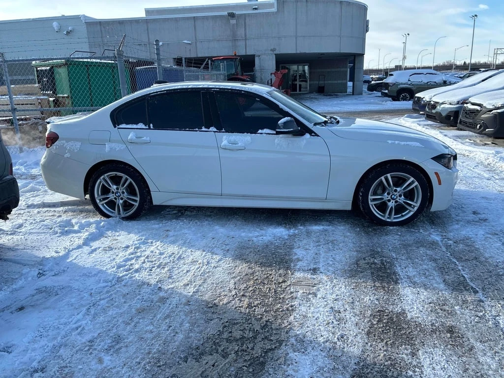 BMW 330 i xDrive 2018 * CARFAX * ��� ������������ ������ | Mobile.bg � ����������� 3