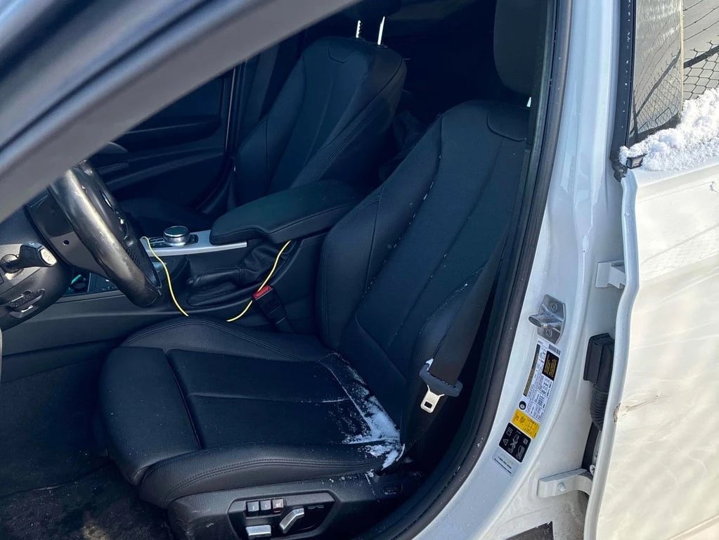 BMW 330 i xDrive 2018 * CARFAX * ��� ������������ ������ | Mobile.bg � ����������� 11