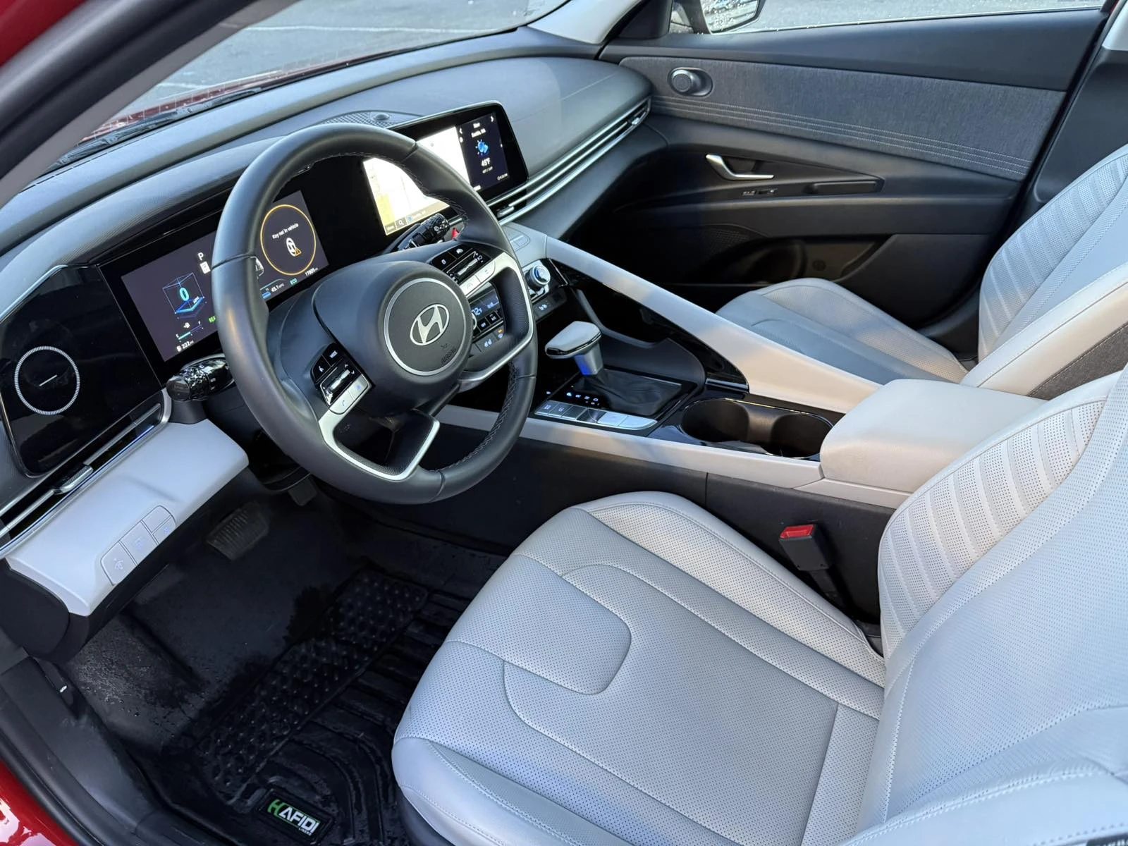 Hyundai Elantra  Hybrid Limited Sedan 4D 1.6L I4 DI Gas/Electric  - изображение 7