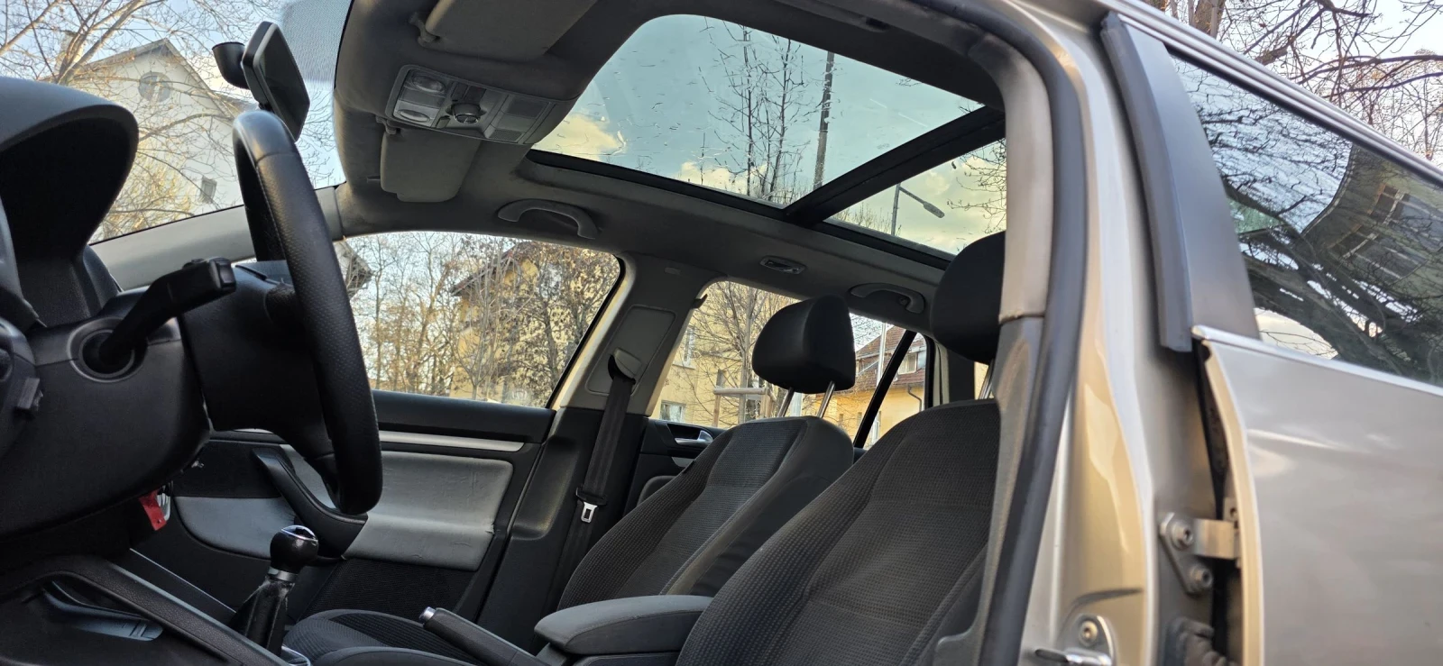 VW Golf 1.6i LPG, снимка 9 - Автомобили и джипове - 54140805