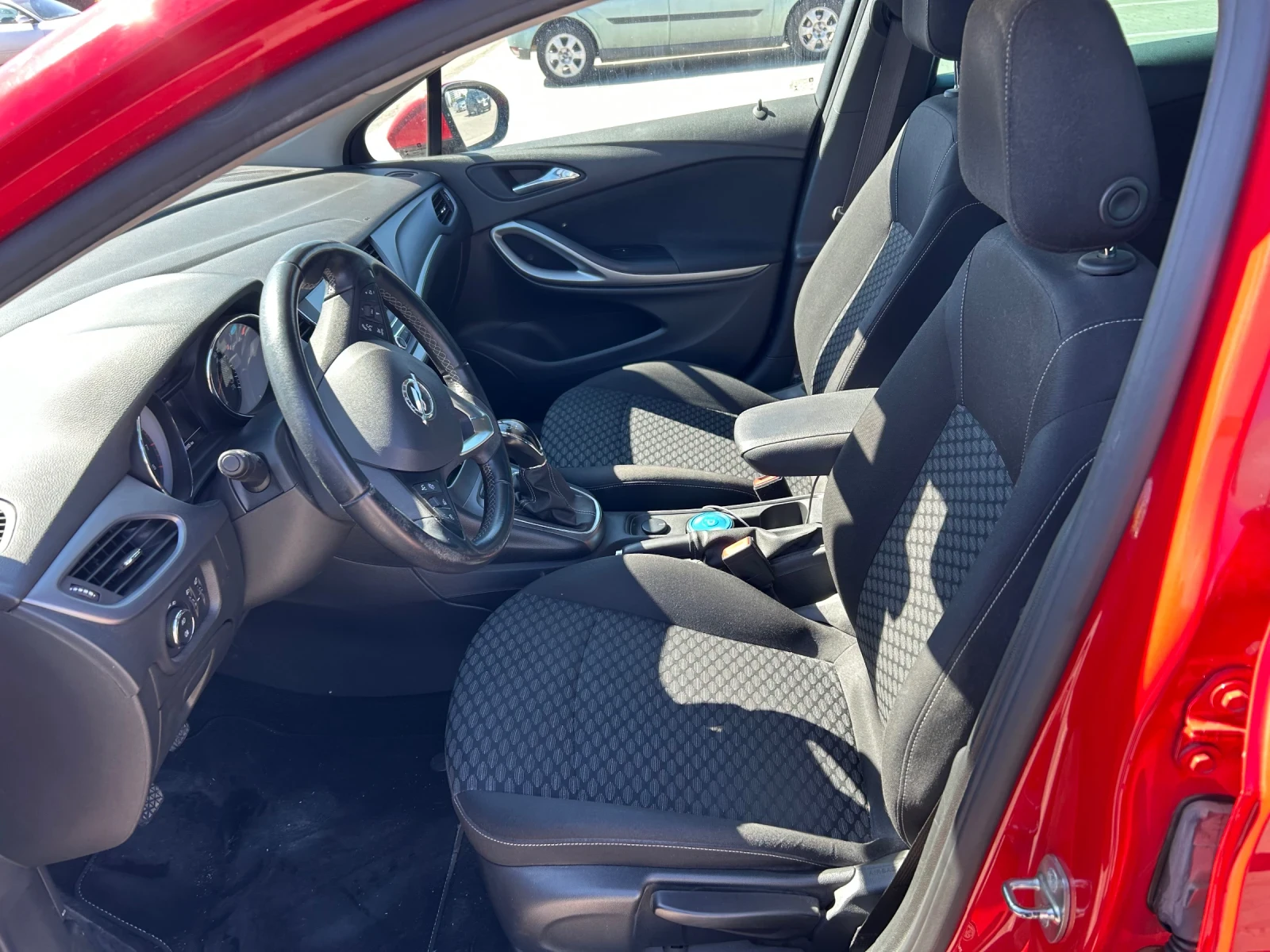 Opel Astra, снимка 8 - Автомобили и джипове - 54320177