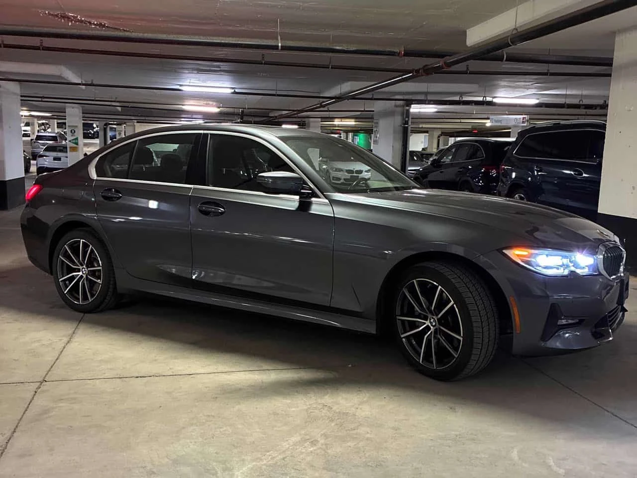 BMW 330 * 330i xDrive * CARFAX * БЕЗ ПЪРВОНАЧАЛНА ВНОСКА, снимка 3 - Автомобили и джипове - 54703322