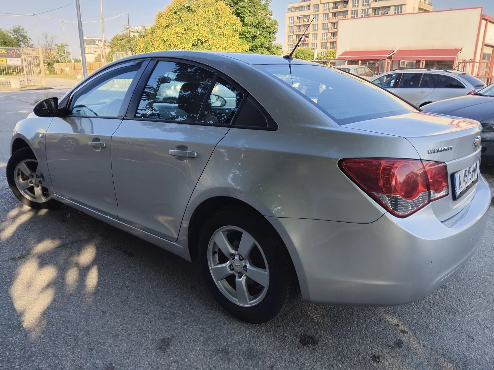 Chevrolet Cruze 1.6//КЛИМА //ГАЗ , снимка 8 - Автомобили и джипове - 55615631
