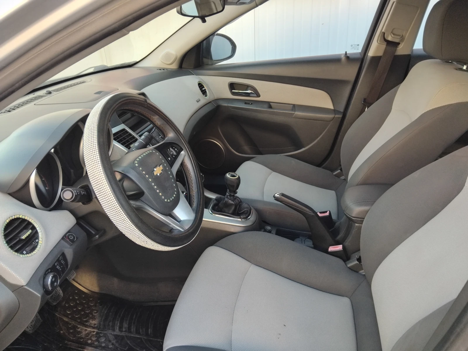 Chevrolet Cruze 1.6//КЛИМА //ГАЗ , снимка 9 - Автомобили и джипове - 55615631