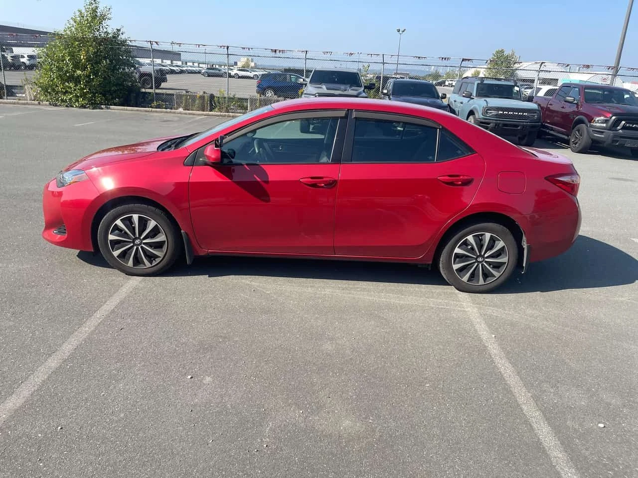 Toyota Corolla * LE CVT * АВТОКРЕДИТ БЕЗ ПЪРВОНАЧАЛНА ВНОСКА* , снимка 2 - Автомобили и джипове - 55627585