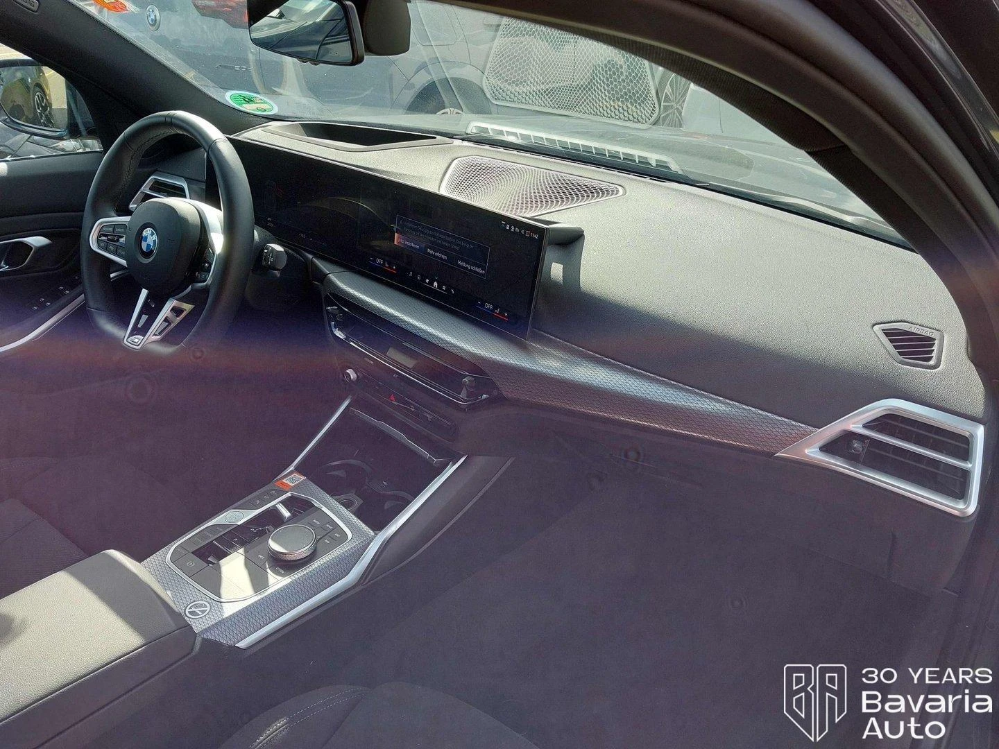 BMW 320 d xDrive Touring Sportautomatic, снимка 7 - Автомобили и джипове - 56235460