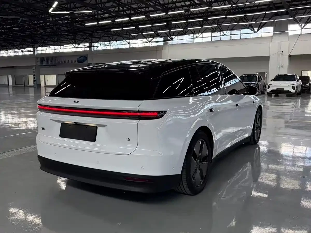 Li Auto i6 2WD STANDARD EDITION  | 360 ������ | �������� |  | Mobile.bg � ����������� 5