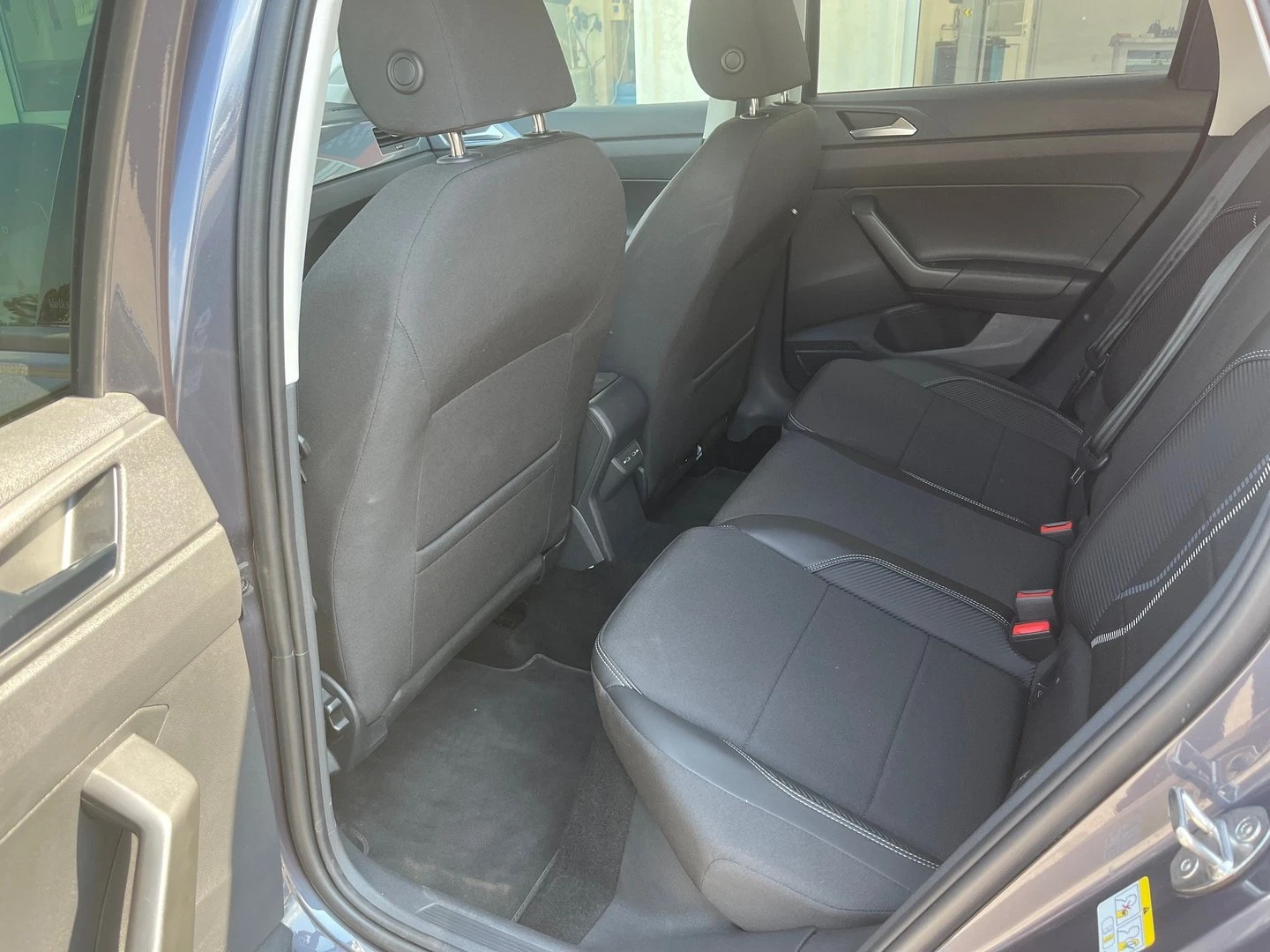 VW Taigo, снимка 5 - Автомобили и джипове - 56421781