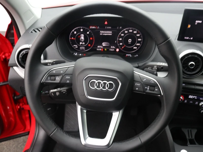 Audi Q2 35 TDI quattro S tronic, снимка 12 - Автомобили и джипове - 22332079