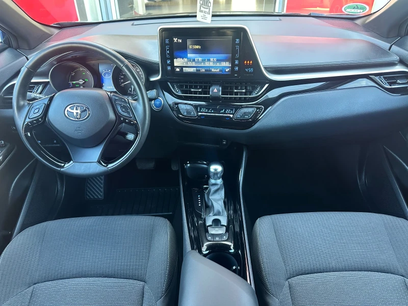 Toyota C-HR, снимка 13 - Автомобили и джипове - 47509717