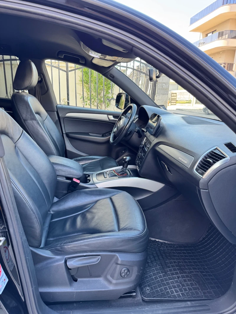 Audi Q5, снимка 11 - Автомобили и джипове - 52451344