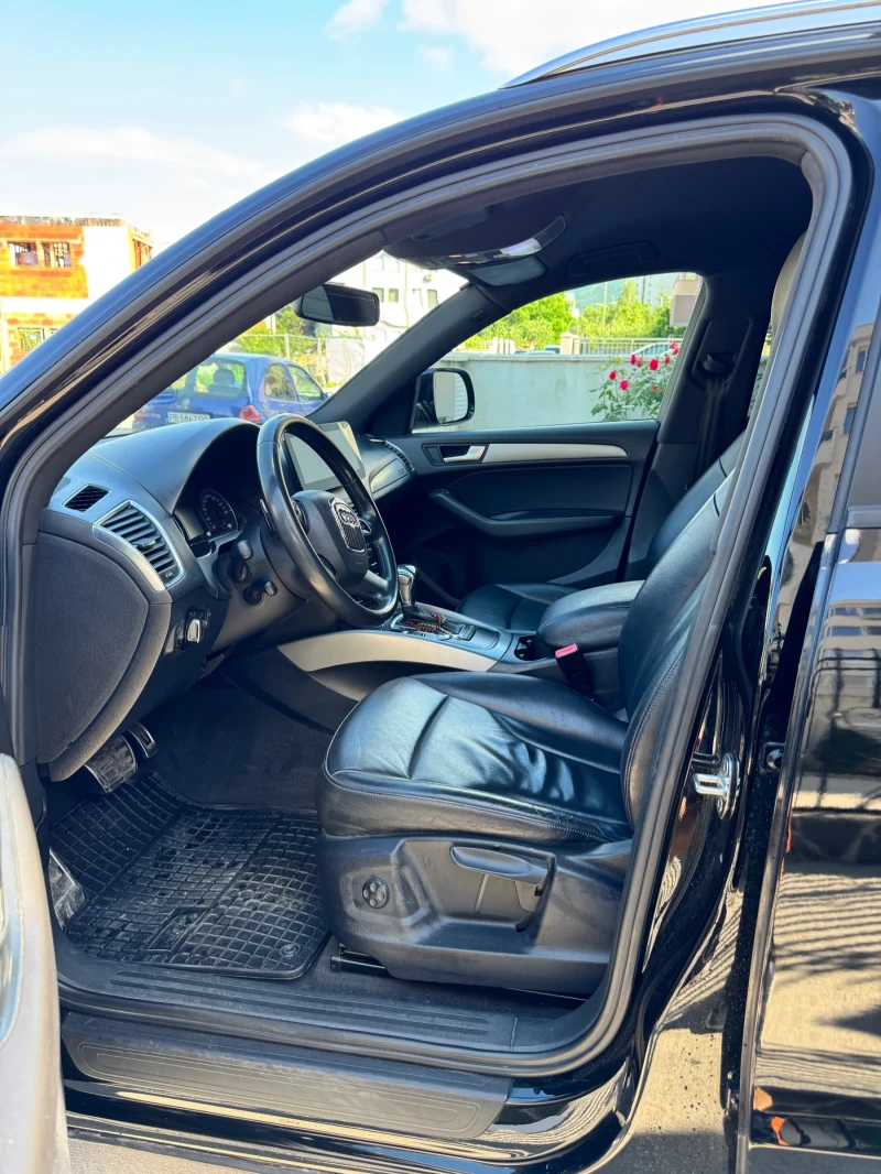 Audi Q5, снимка 13 - Автомобили и джипове - 52451344