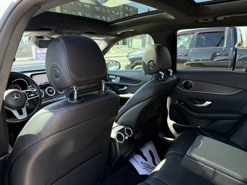 Mercedes-Benz GLC 300 AMG* PACK* 360КАМЕРА* ПАНОРАМА* КЕЙЛЕС* LANE* ASSI, снимка 16 - Автомобили и джипове - 52096021