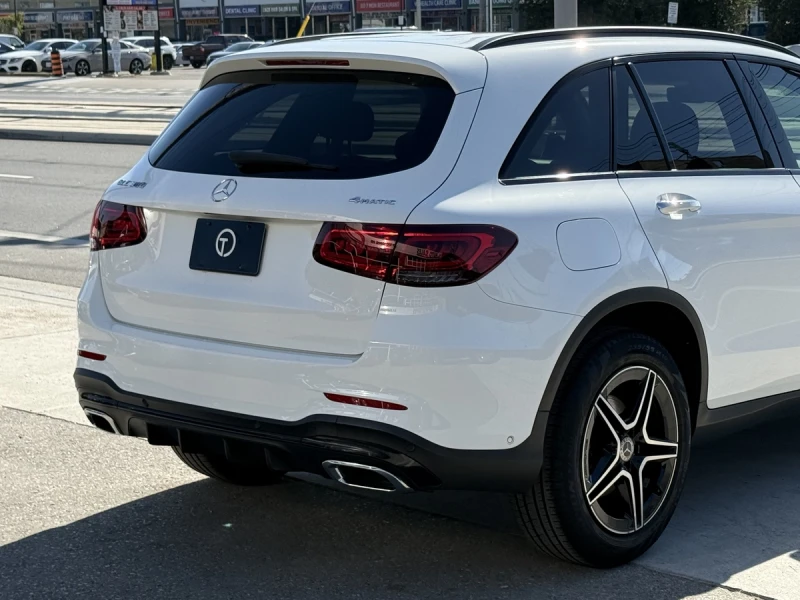 Mercedes-Benz GLC 300 AMG* PACK* 360КАМЕРА* ПАНОРАМА* КЕЙЛЕС* LANE* ASSI, снимка 2 - Автомобили и джипове - 52096021