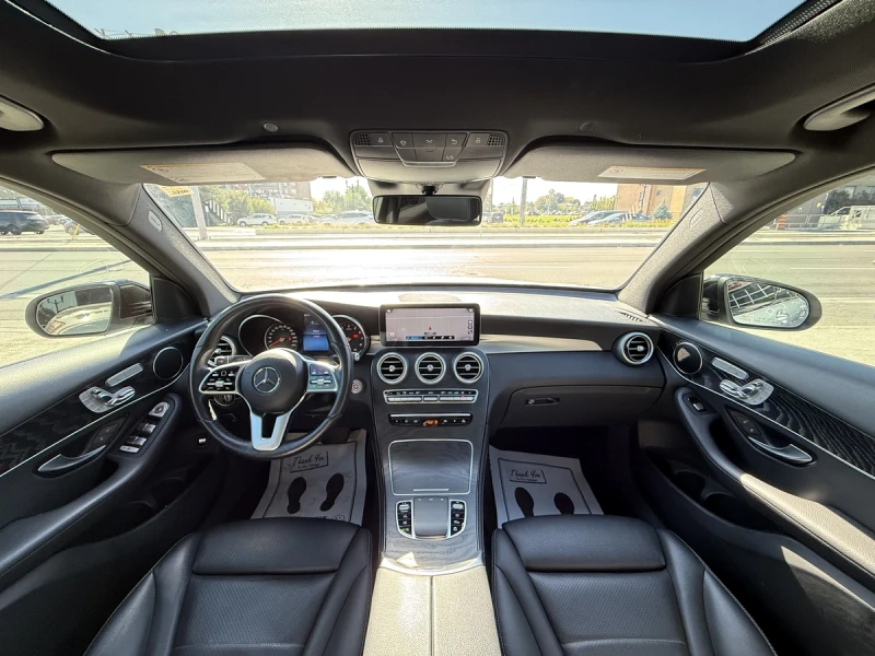 Mercedes-Benz GLC 300 AMG* PACK* 360КАМЕРА* ПАНОРАМА* КЕЙЛЕС* LANE* ASSI, снимка 9 - Автомобили и джипове - 52096021