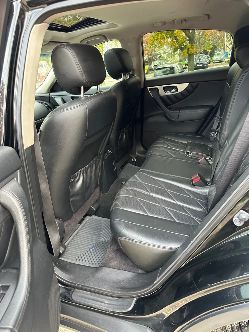 Infiniti Fx 35 4x4 Facelift !!Коментар на място!!!, снимка 12 - Автомобили и джипове - 52378115