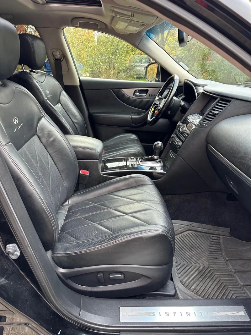 Infiniti Fx 35 4x4 Facelift !!Коментар на място!!!, снимка 10 - Автомобили и джипове - 52378115