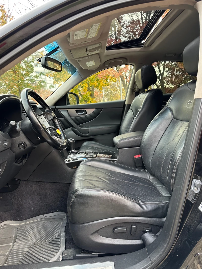 Infiniti Fx 35 4x4 Facelift !!Коментар на място!!!, снимка 8 - Автомобили и джипове - 52378115