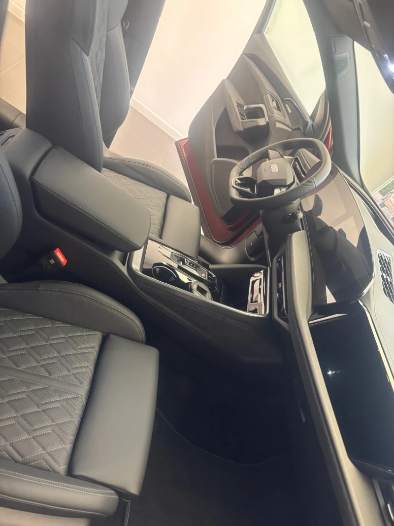 Audi Q5 TDI Quattro , снимка 11 - Автомобили и джипове - 52708906