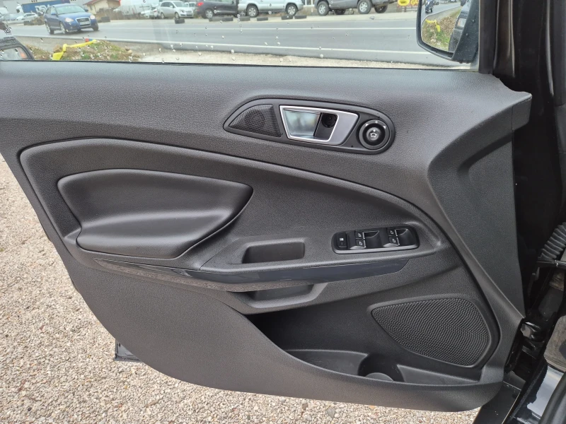 Ford EcoSport 1.5TDCI 95ps. EURO 6, снимка 16 - Автомобили и джипове - 53018238