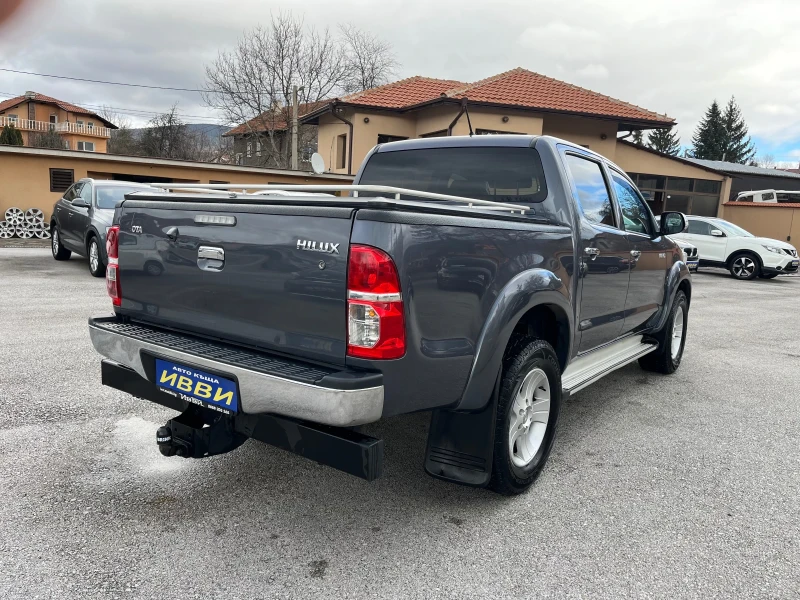 Toyota Hilux 2.5 D-4D  УНИКАТ, снимка 3 - Автомобили и джипове - 53438943