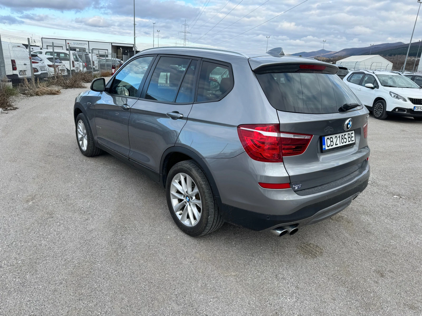 BMW X3 2.0 - изображение 3