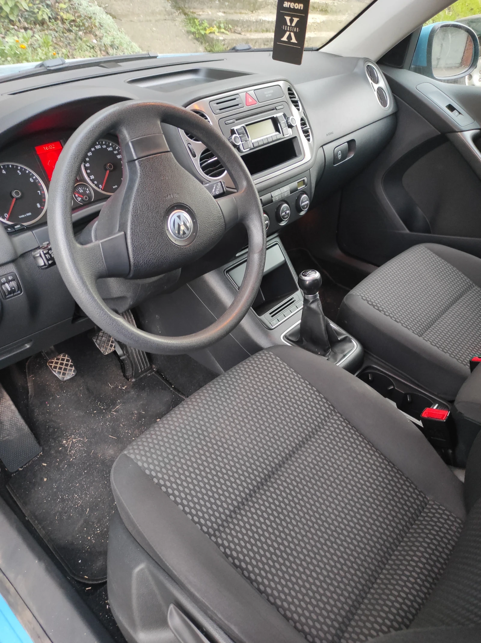 VW Tiguan  - изображение 5