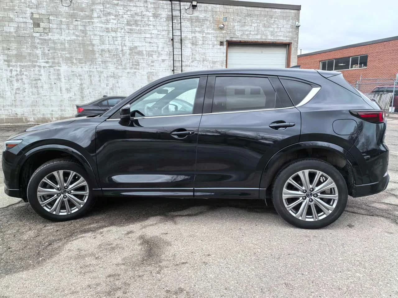 Mazda CX-5 Signature/CARFAX/360 Камера/Обдух/Подгрев/КЛИП/, снимка 3 - Автомобили и джипове - 53972175