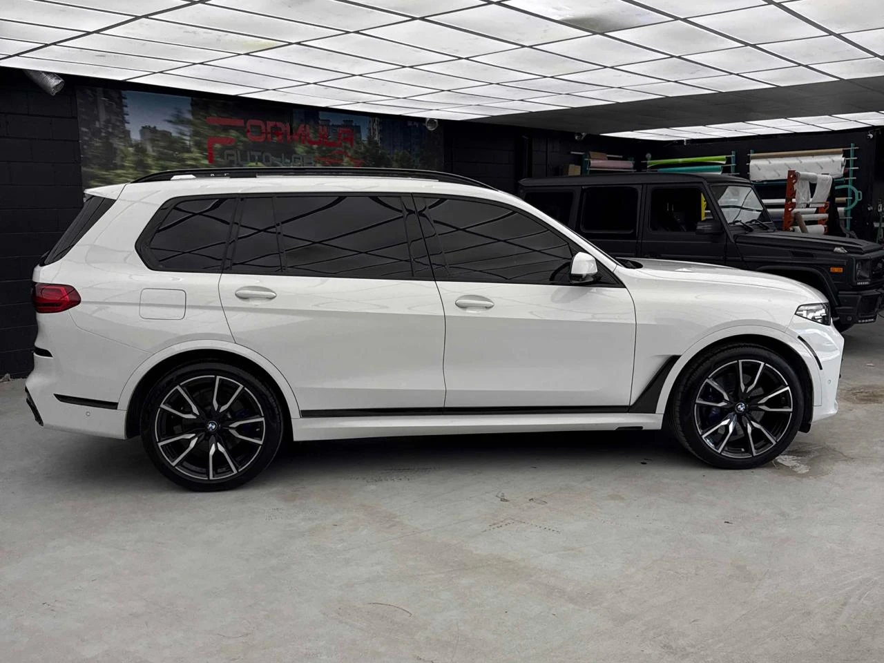 BMW X7 40i/M-pack/Shadow/Laser/Nappa/HUD/Harman/360 | Mobile.bg � ����������� 3