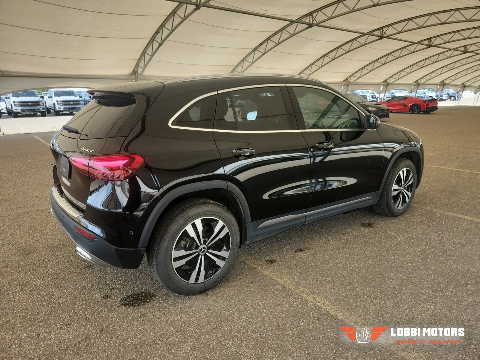 Mercedes-Benz GLA, снимка 3 - Автомобили и джипове - 55928894