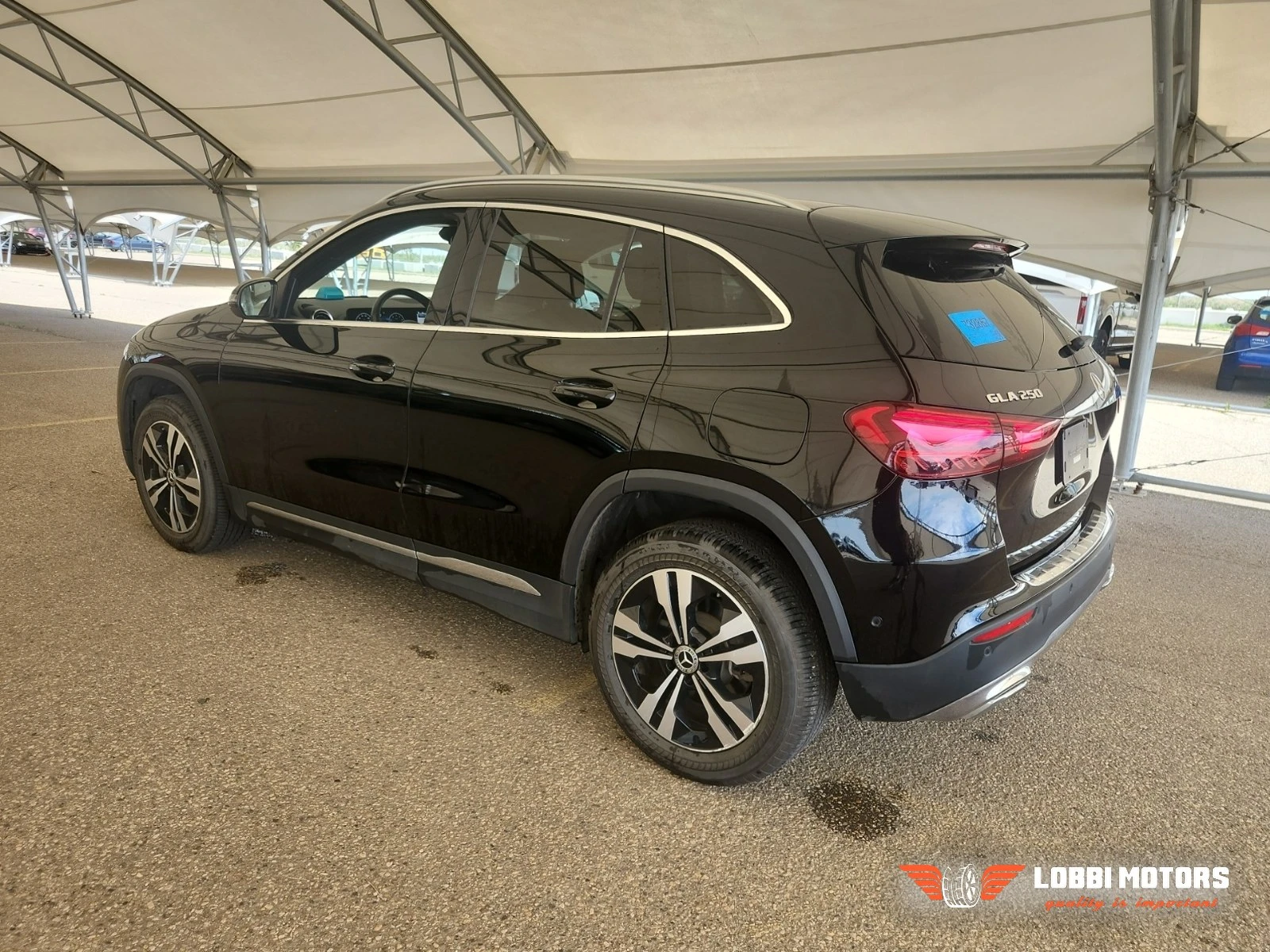 Mercedes-Benz GLA, снимка 4 - Автомобили и джипове - 55928894