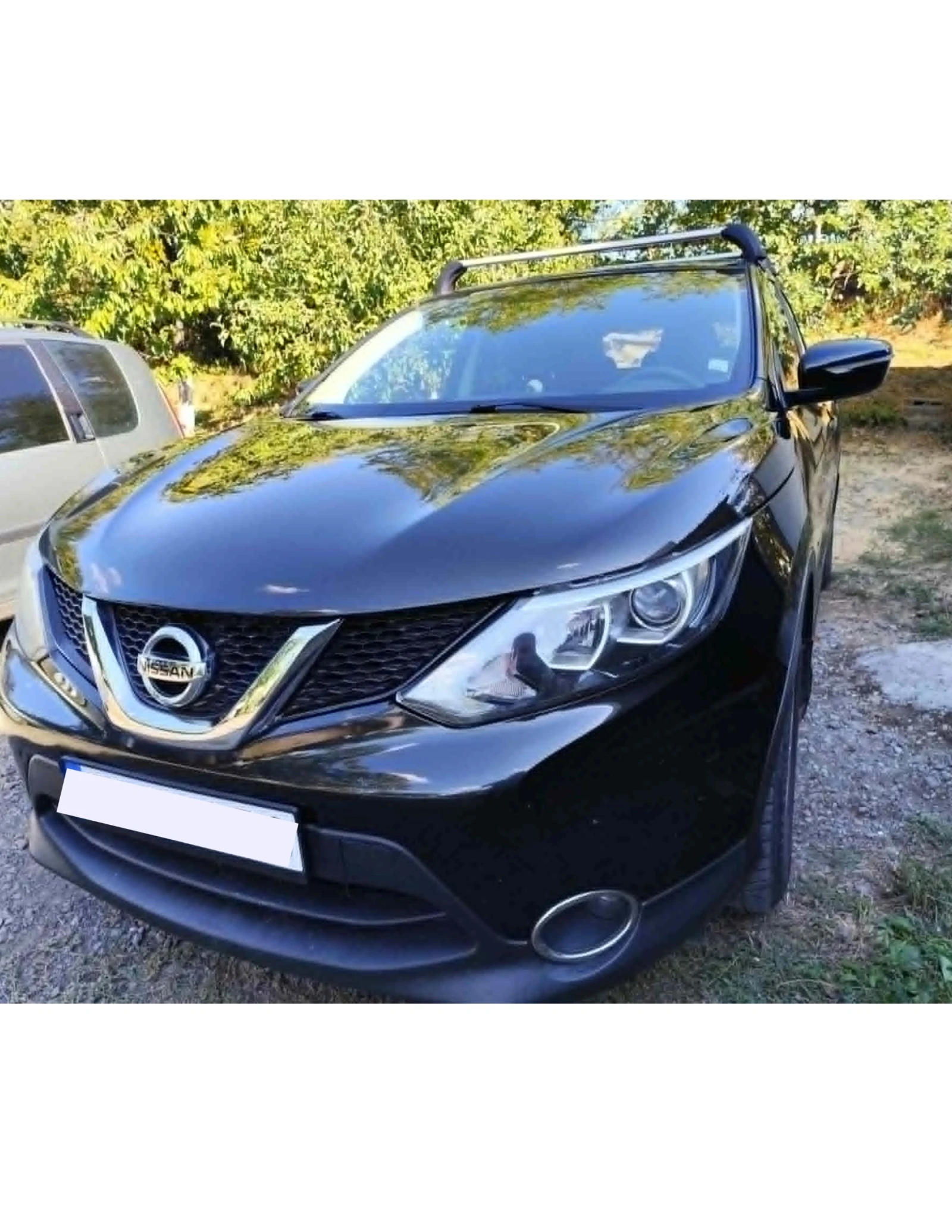 Nissan Qashqai 1.2i, снимка 2 - Автомобили и джипове - 56314643