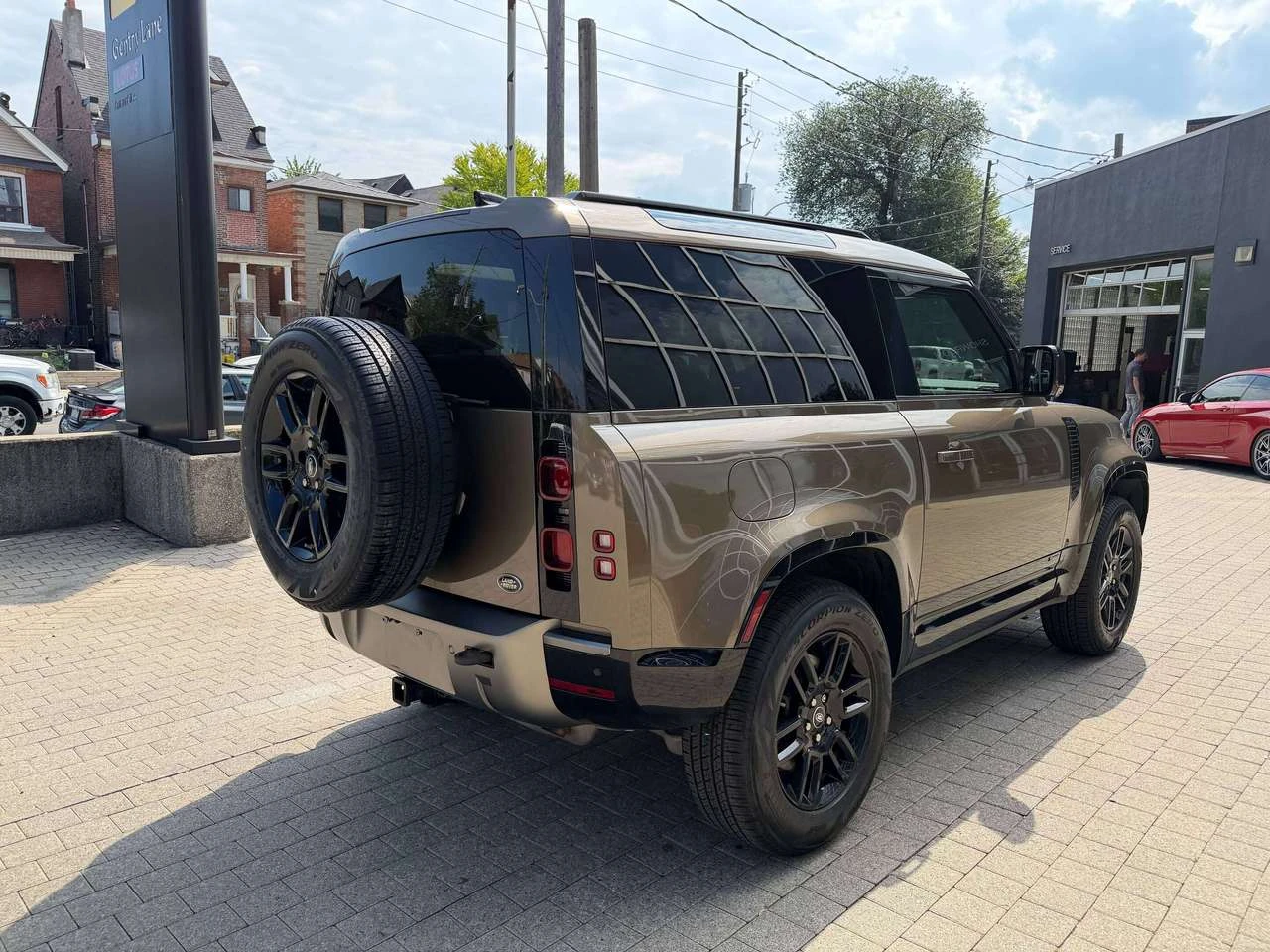 Land Rover Defender X-Dynamic S, снимка 5 - Автомобили и джипове - 56528513