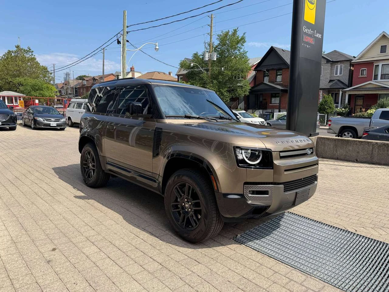Land Rover Defender X-Dynamic S, снимка 7 - Автомобили и джипове - 56528513
