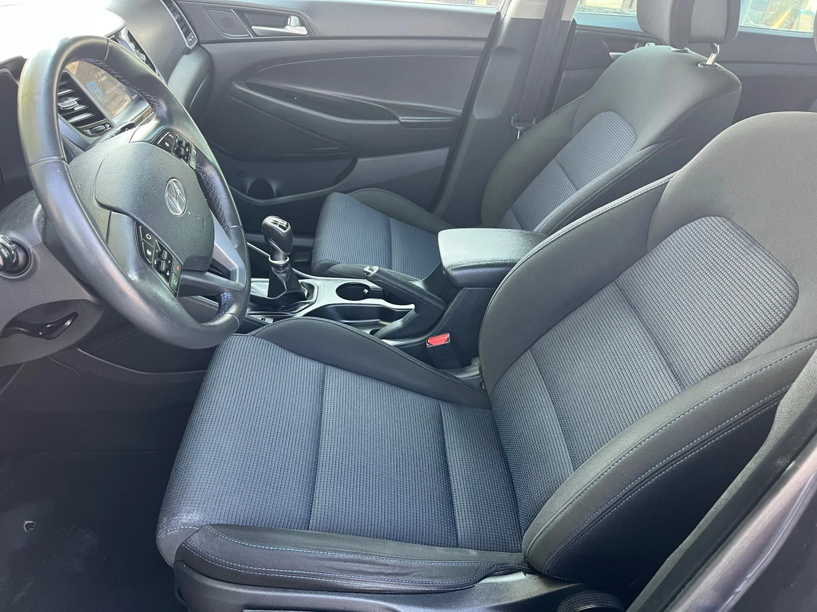 Hyundai Tucson 1, 7 D 110000 km | Mobile.bg � ����������� 7