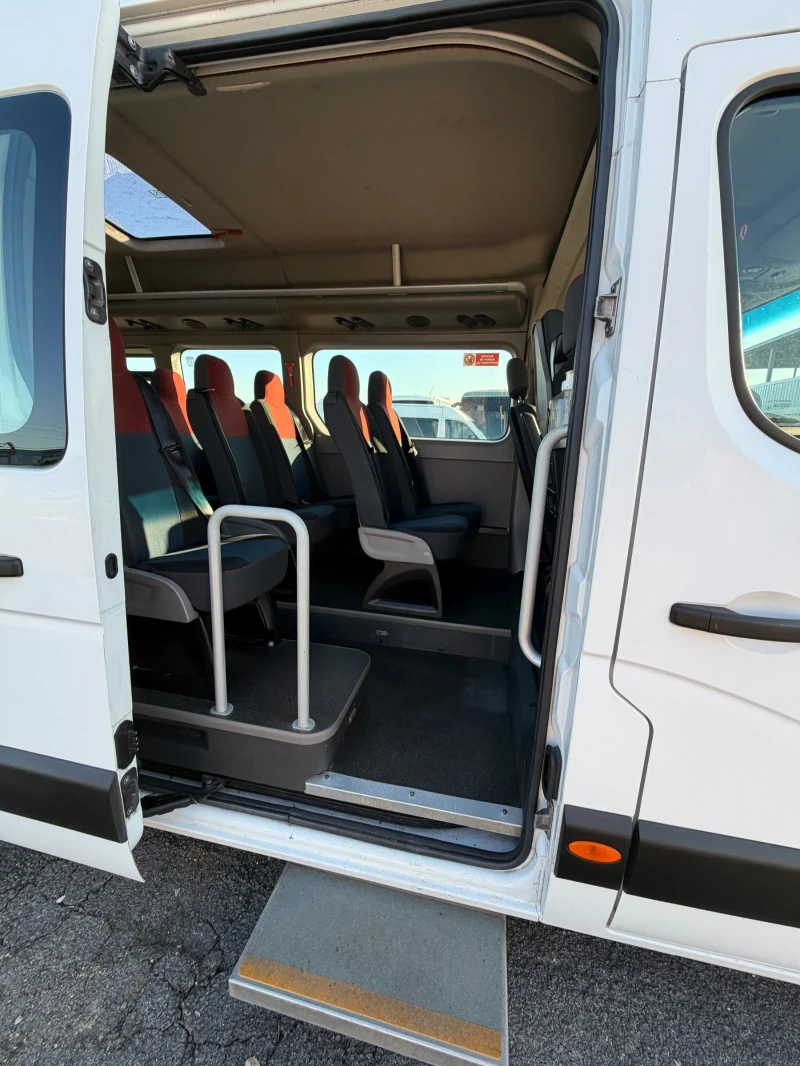 Renault Master 2xКлима 17места, снимка 8 - Бусове и автобуси - 52755726