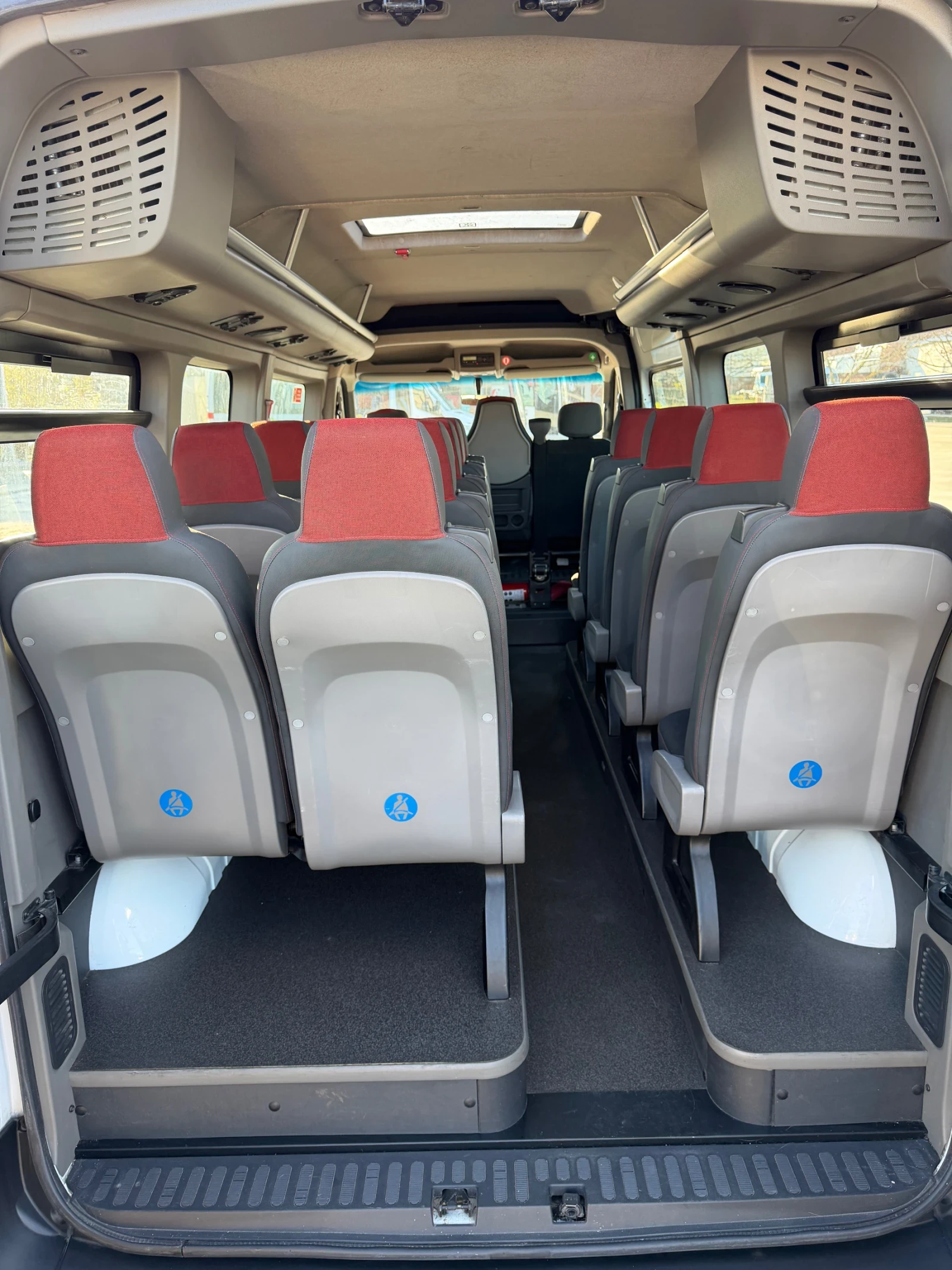 Renault Master 2xКлима 17места - изображение 7