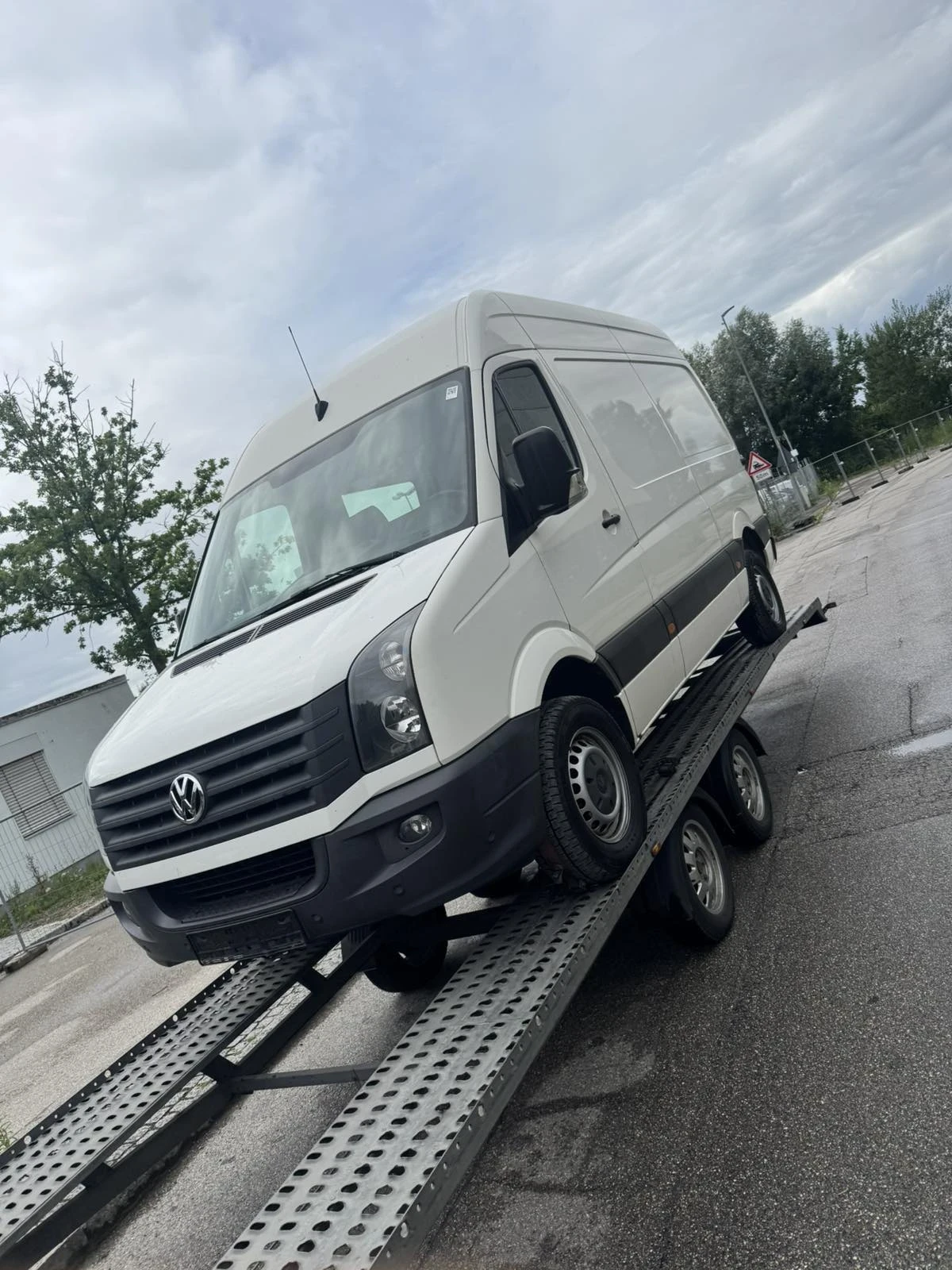 VW Crafter 2000tdi, снимка 2 - Бусове и автобуси - 54714317